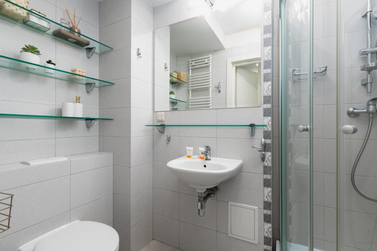 Swinoujscie Studio With Balcony Trentowskiego By Noclegi Renters Ngoại thất bức ảnh